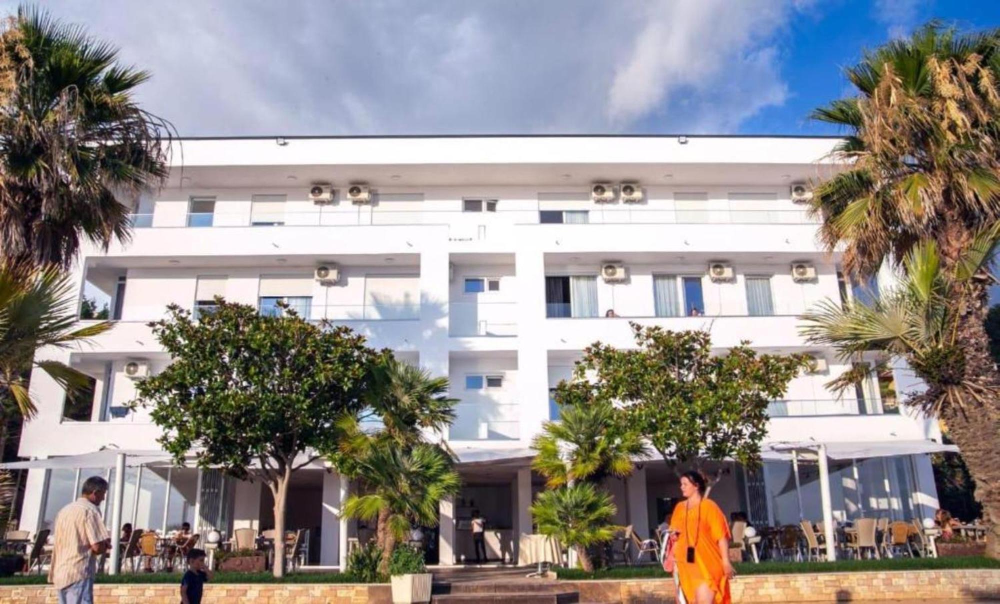 Hotel Besani دراس المظهر الخارجي الصورة