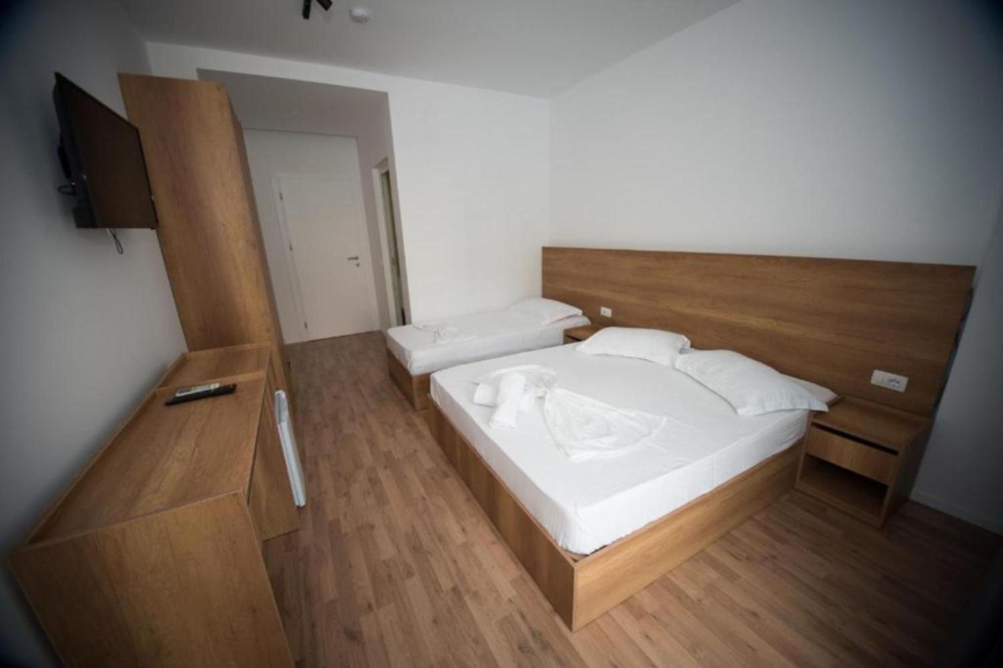 Hotel Besani دراس المظهر الخارجي الصورة