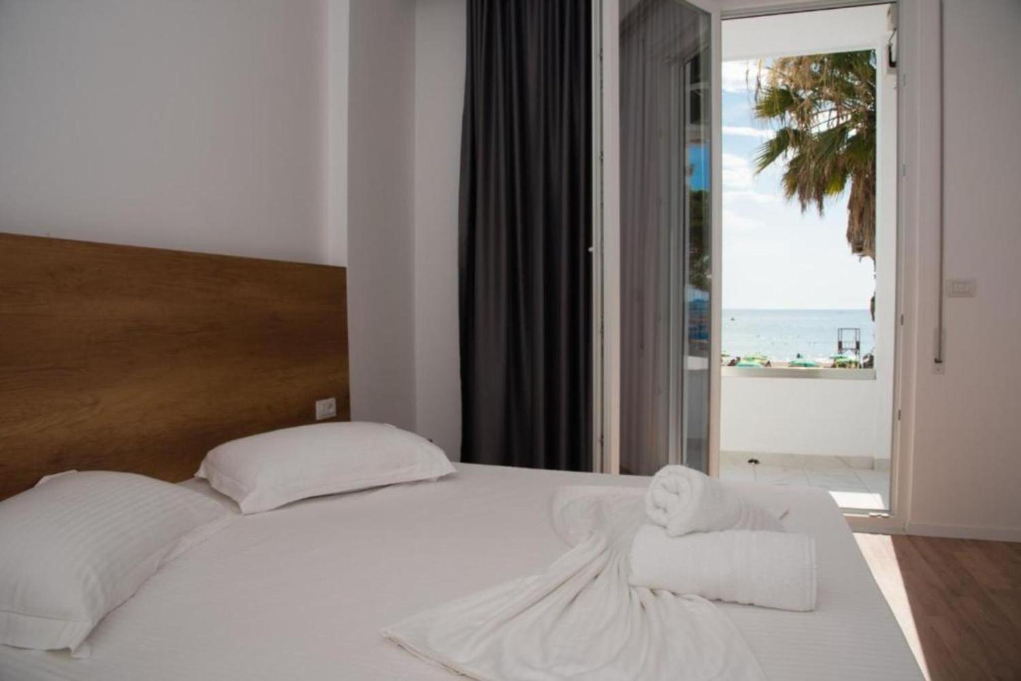 Hotel Besani دراس المظهر الخارجي الصورة
