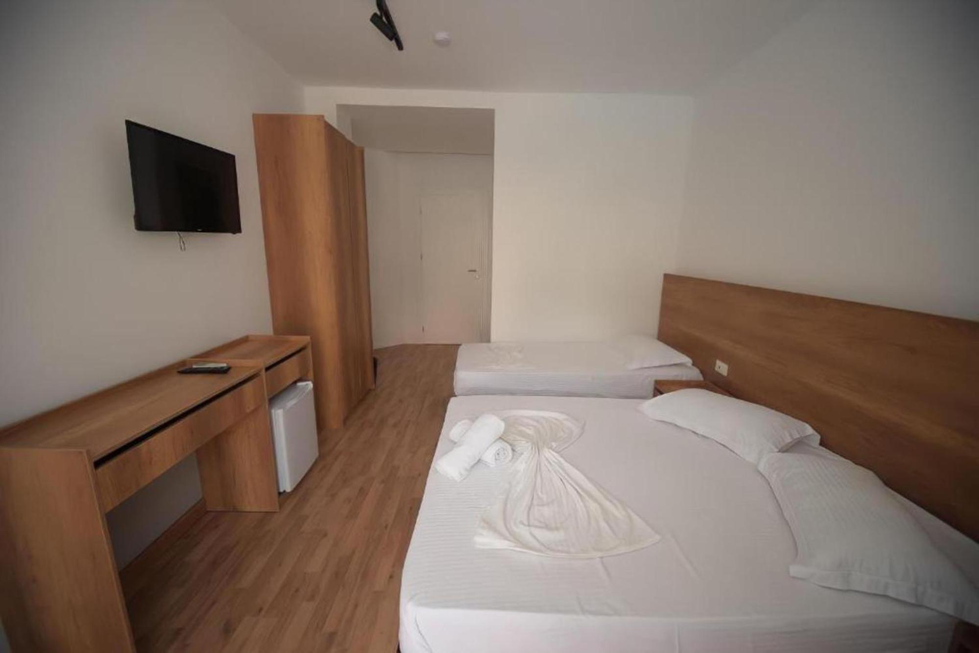 Hotel Besani دراس المظهر الخارجي الصورة