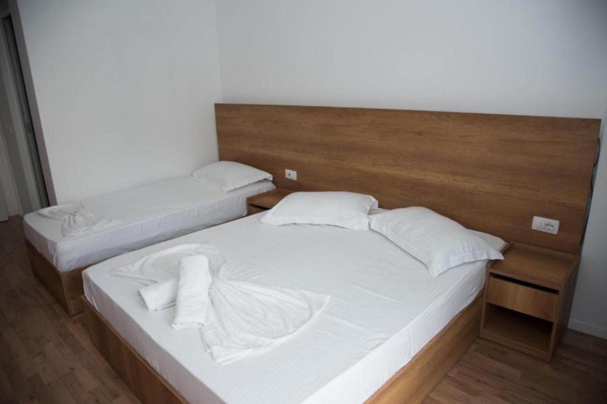 Hotel Besani دراس المظهر الخارجي الصورة